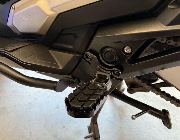 - HONDA ADV-750 MOTORCYCLE