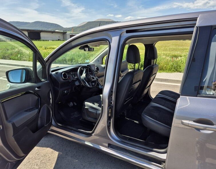 - MERCEDES BENZ T-CLASS VAN