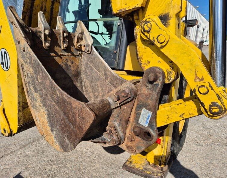 KOMATSU  WB97 R-2 ***MIXED FULL EQUIPMENT***