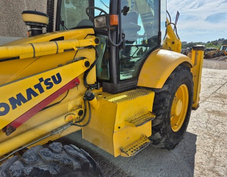 KOMATSU  WB97 R-2 ***MIXED FULL EQUIPMENT***