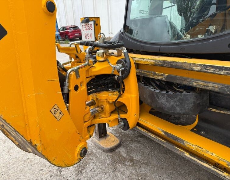- JCB 3CX MIXED BACKHOE LOADER