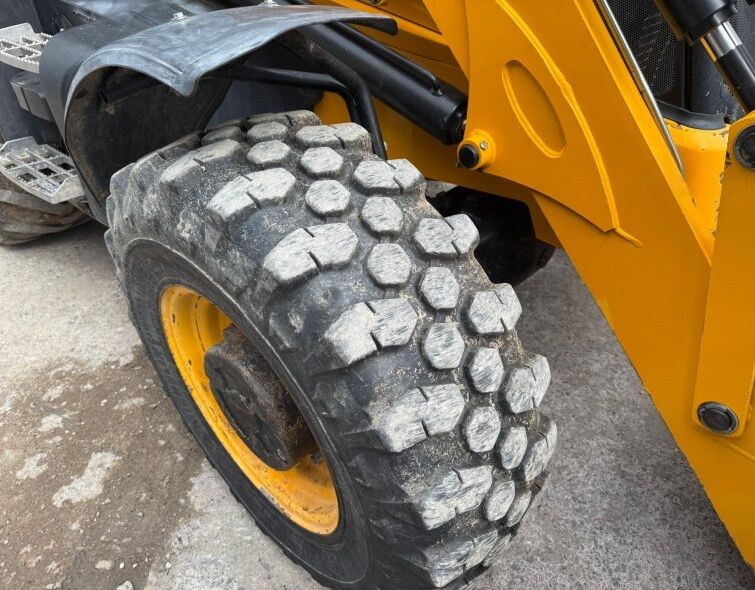 - JCB 3CX MIXED BACKHOE LOADER