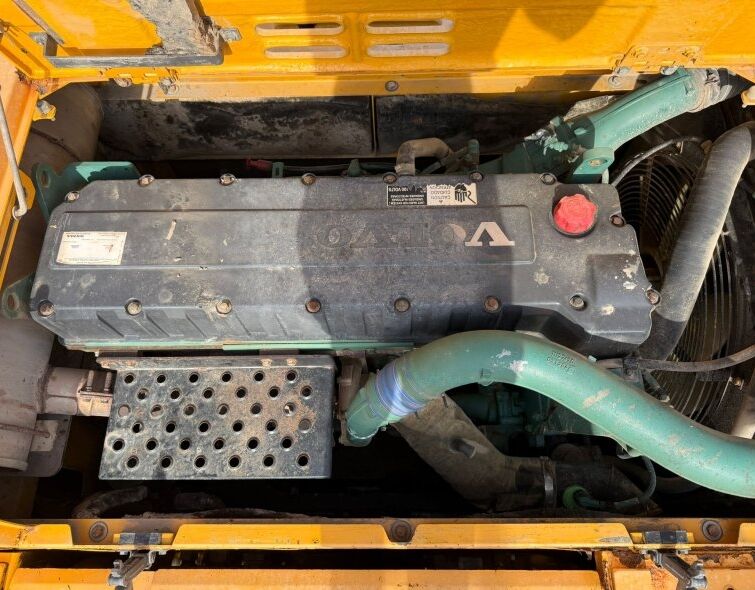 VOLVO  EC360 BLC
