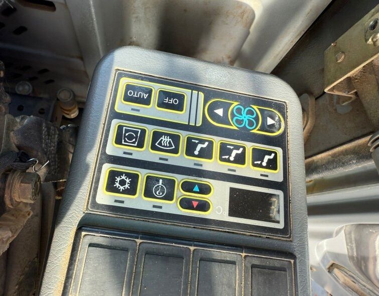 VOLVO  EC360 BLC