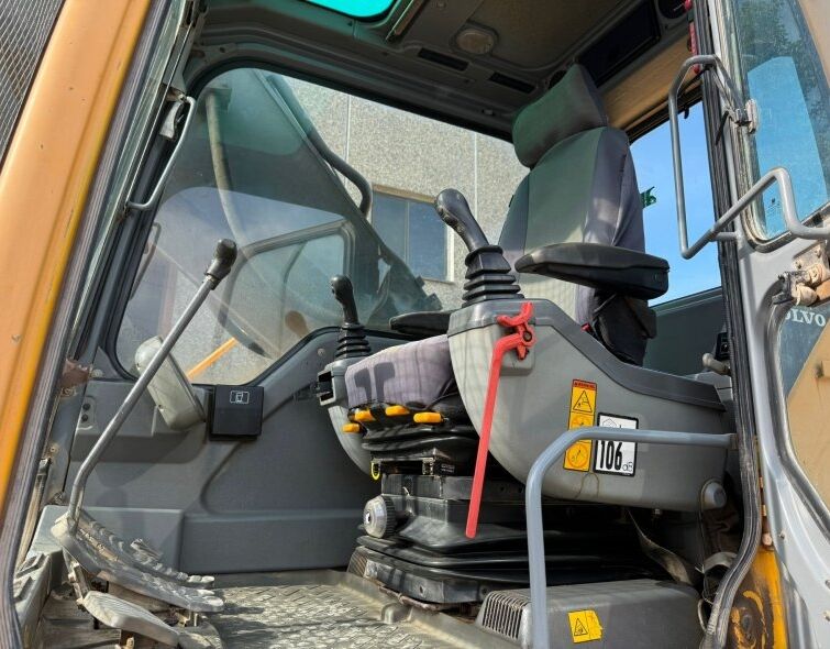 VOLVO  EC360 BLC