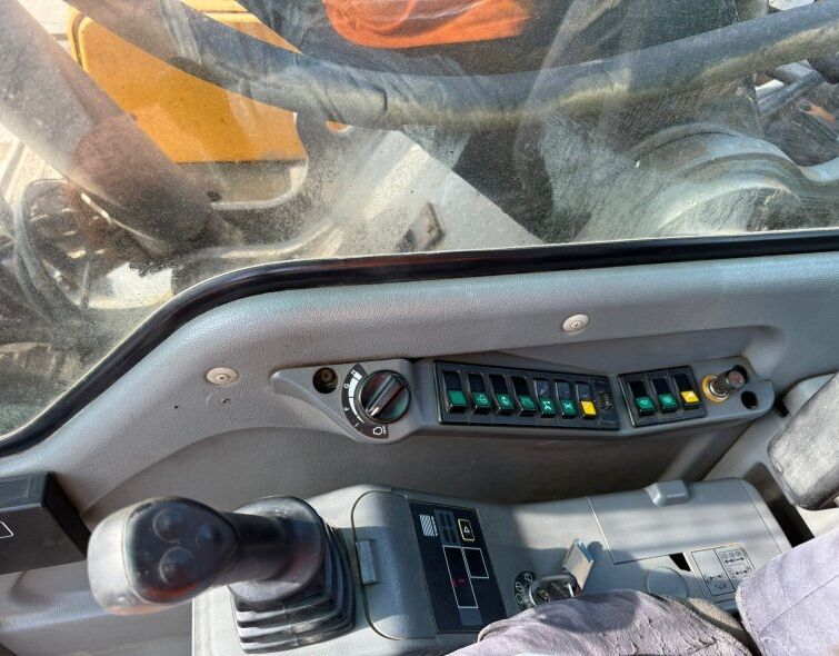 VOLVO  EC360 BLC