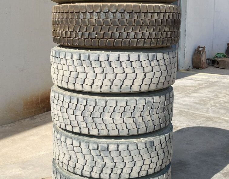 - RODES USADES 315/70 R22.5