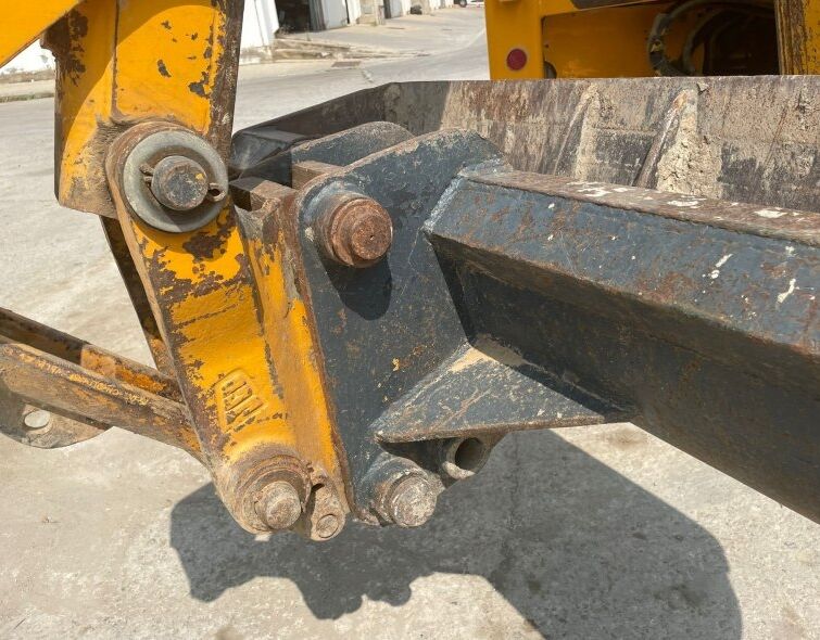 JCB  3CX ***EXTENDABLE/CLAM***