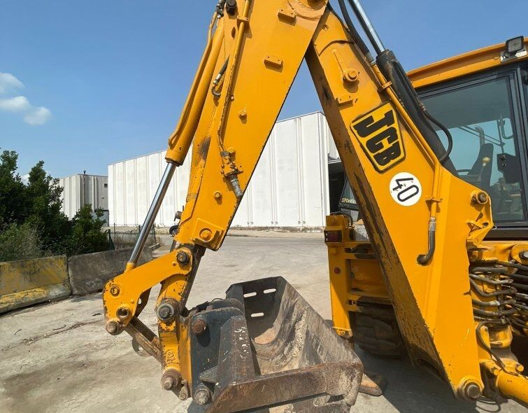 JCB  3CX ***EXTENDABLE/CLAM***