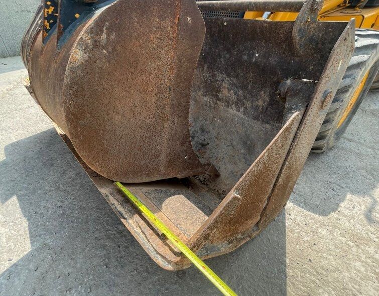 JCB  3CX ***EXTENDABLE/CLAM***