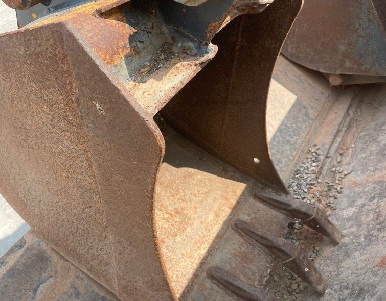 JCB  3CX ***EXTENDABLE/CLAM***