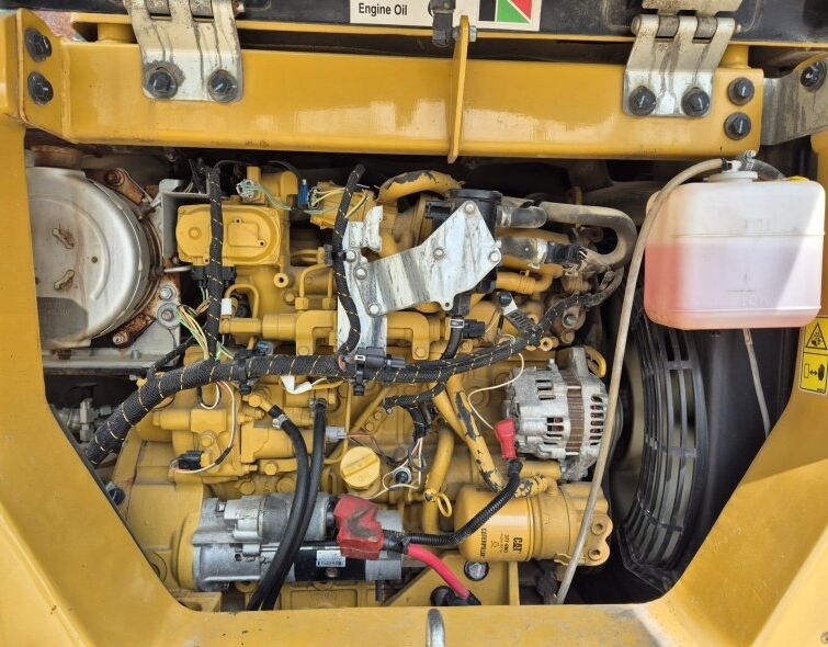 - MINI-PELLE CAT 308 E2CR