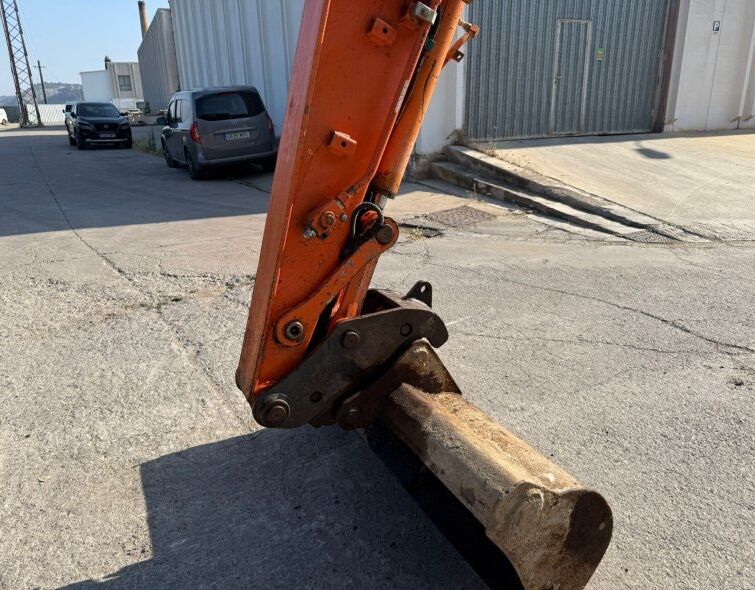 HITACHI  ZX85 US B-5A