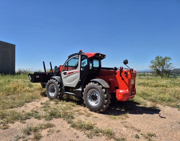 - ALQUILER DE MANIPULADOR TELESCÓPICO