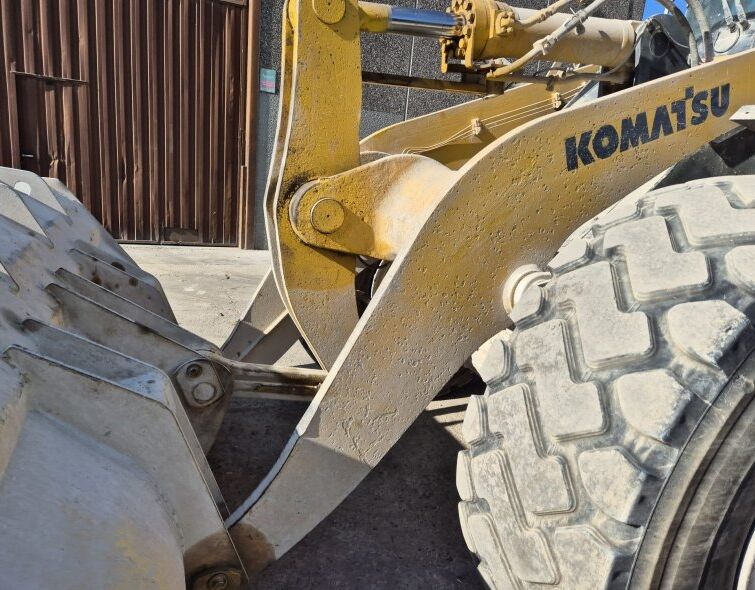 KOMATSU WA380-6H
