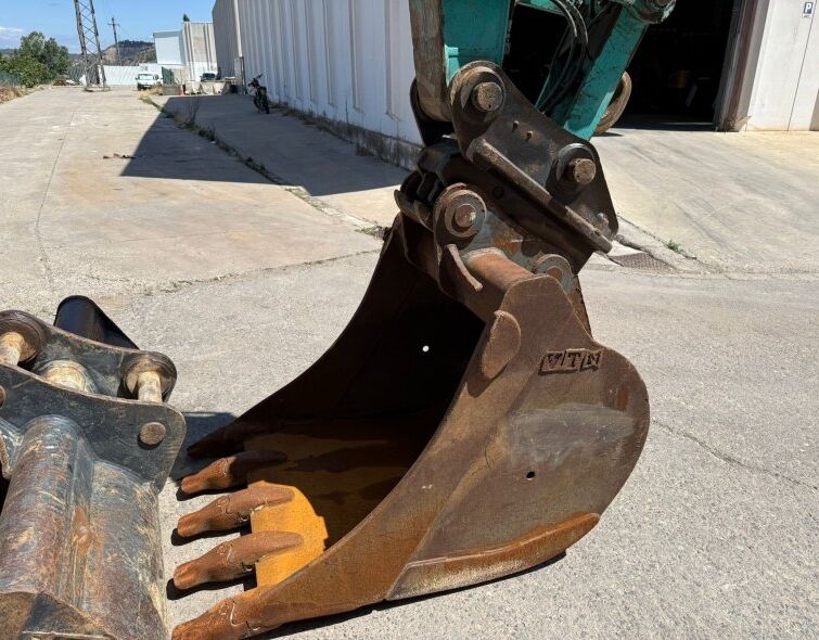 KOBELCO SK260 SR NCL-3