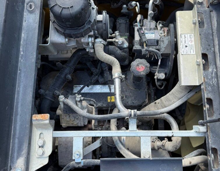 KOMATSU PW148-11