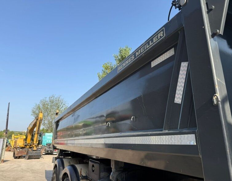 DAF  CF430 8x4 MULDENKIPPER