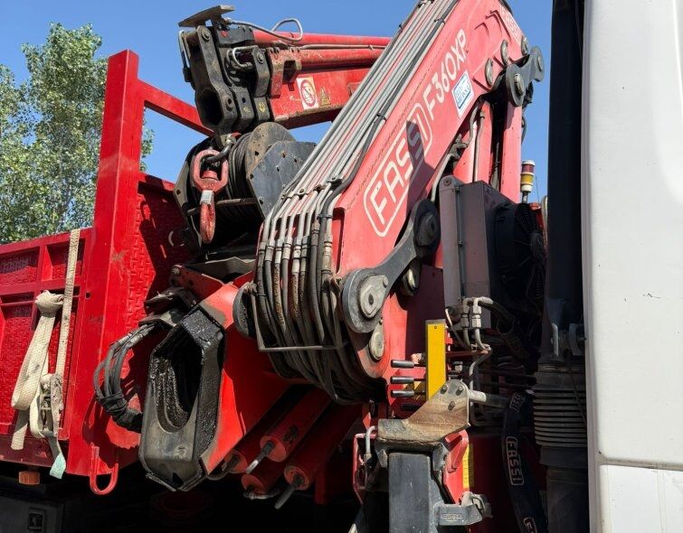 MERCEDES ACTROS 2640 DUMP CRANE