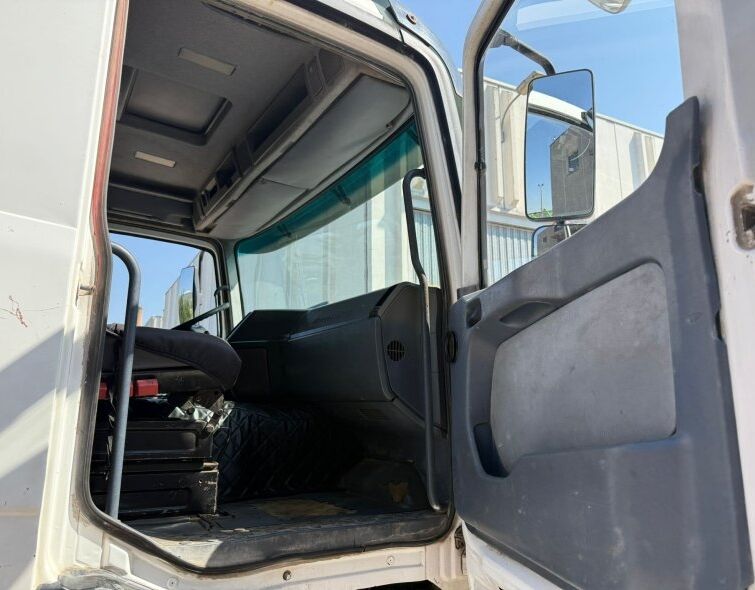 MERCEDES ACTROS 2640 DUMP CRANE