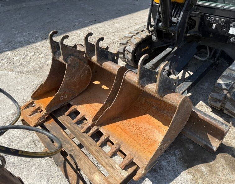 SANY  SY35U***FULL EQUIP A/C***