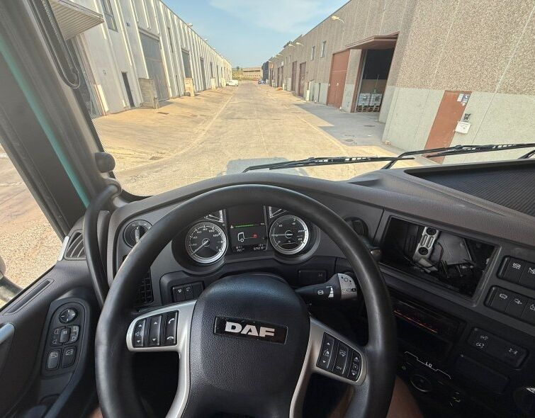 DAF  XF480FT***HYDRAULIC EQUIPMENT***