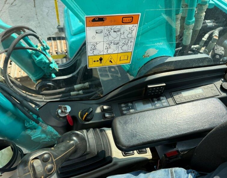 KOBELCO  SK210 LC-10