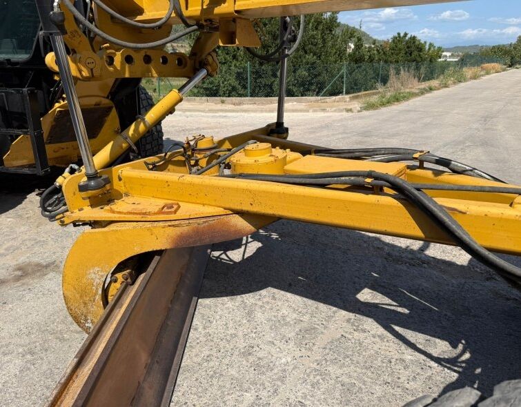 CATERPILLAR  140M3 AWD***REGISTERED***