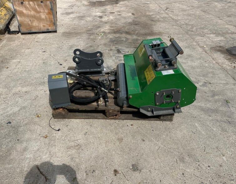 SOLMEK BRUSH CUTTER SOLMEK BM800