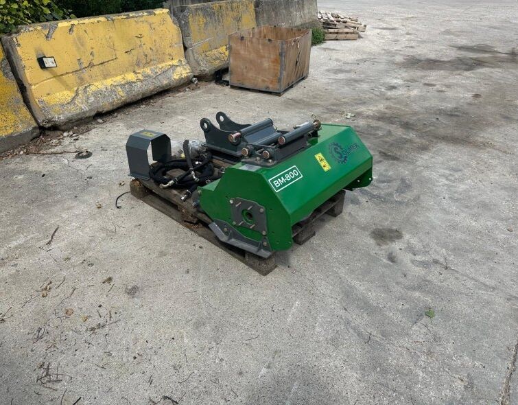 SOLMEK BRUSH CUTTER SOLMEK BM800