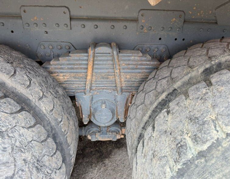 MAN 6x6 F2000 33.403***LOUCHE***