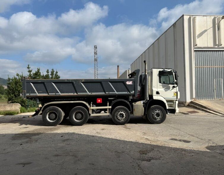 DAF CAMION À BENNE BASCULANTE CF430 8X4 ***TROIS CÔTÉS***