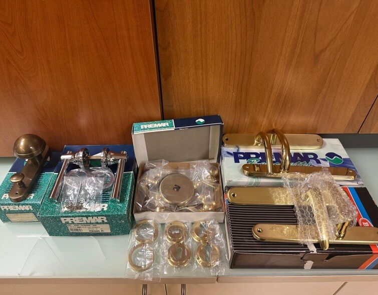 - LOTE DE MANILLAS PARA PUERTASde ocasión
