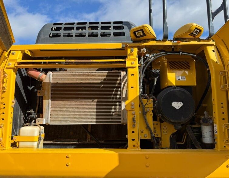 KOMATSU PC360 LC-11E0