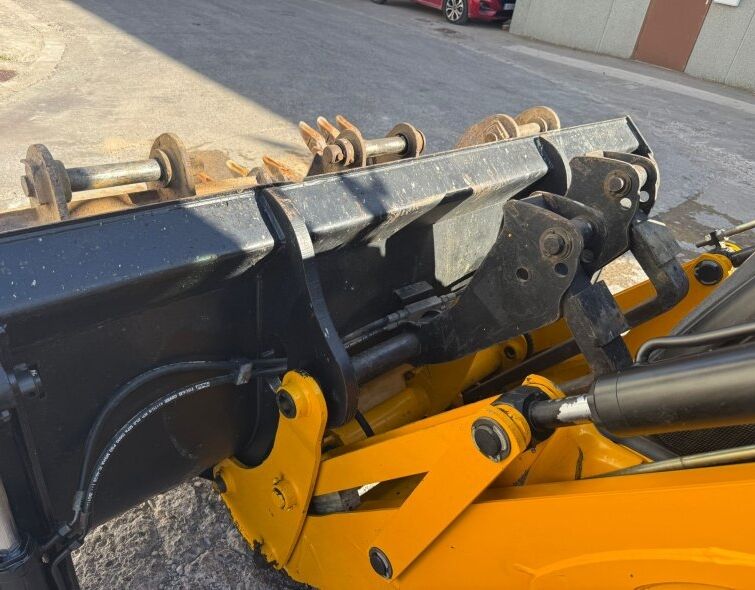 JCB 3CX***FRONTKRAFTHEBER***