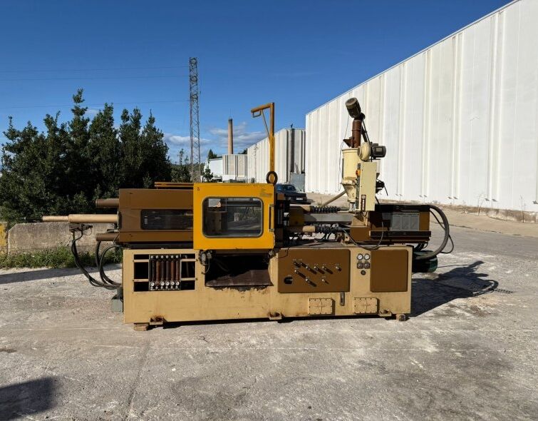 SOMAR PLASTIC INJECTION MACHINE 125TN