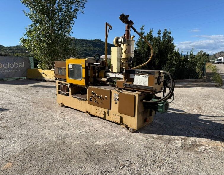 SOMAR PLASTIC INJECTION MACHINE 125TN