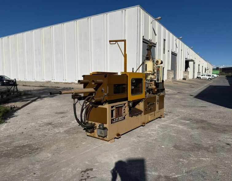 SOMAR PLASTIC INJECTION MACHINE 125TN