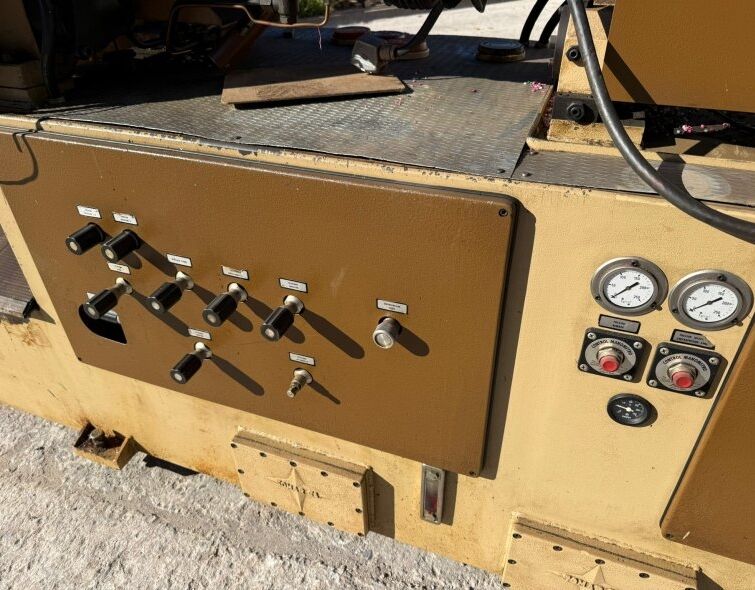 SOMAR PLASTIC INJECTION MACHINE 125TN