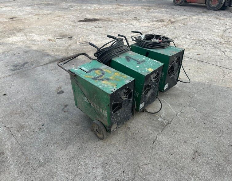 - WELDING MACHINE