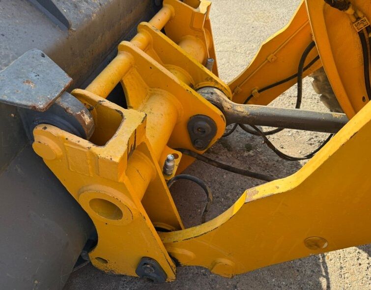 LIEBHERR L550 2PLUS2 ***MATRICULADA***
