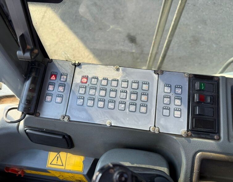 LIEBHERR L550 2PLUS2 ***MATRICULADA***