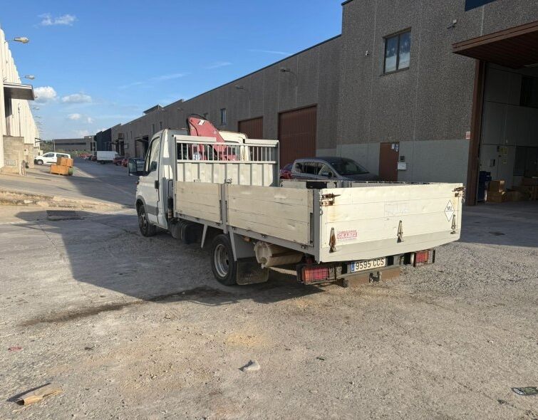 IVECO WOMAN 35c12 HPI