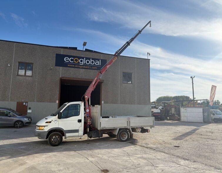 IVECO WOMAN 35c12 HPI