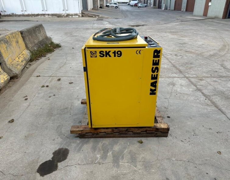 - COMPRESSEUR KAESER SK19 AVEC SÉCHEUR