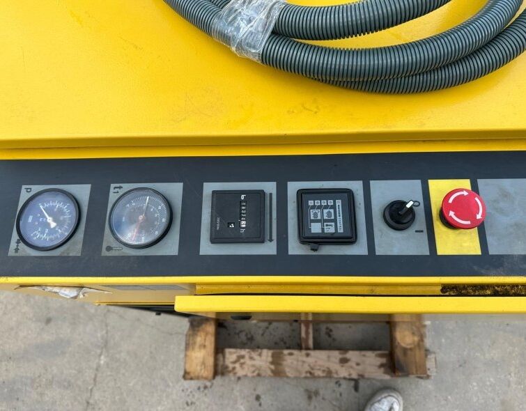 - COMPRESSEUR KAESER SK19 AVEC SÉCHEUR
