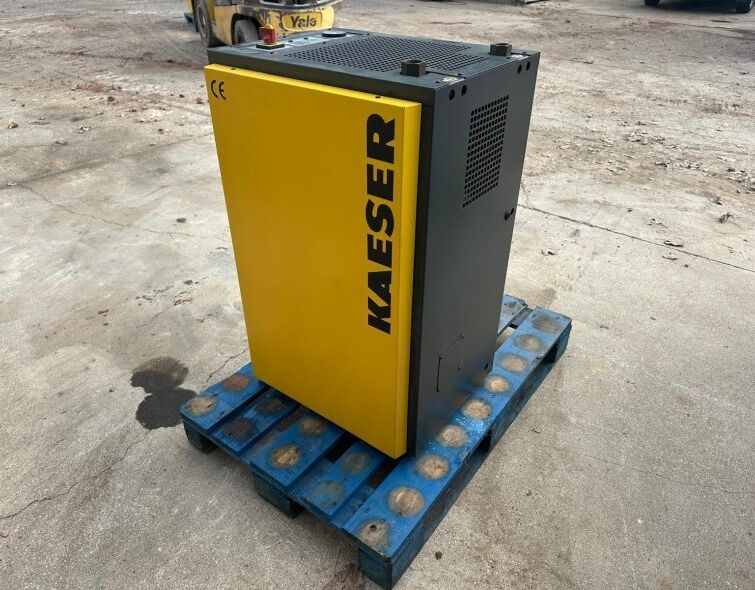 - COMPRESSEUR KAESER SK19 AVEC SÉCHEUR