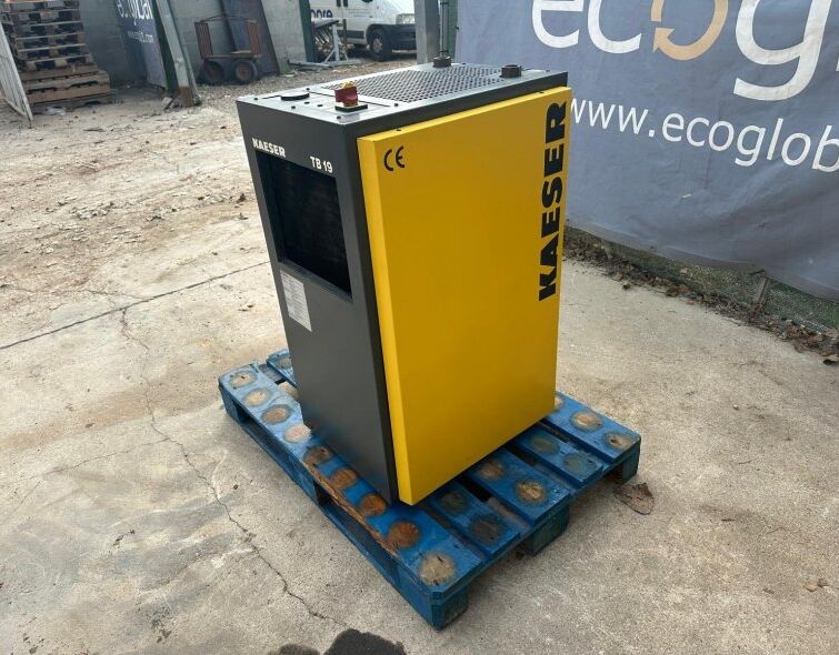 - COMPRESSEUR KAESER SK19 AVEC SÉCHEUR