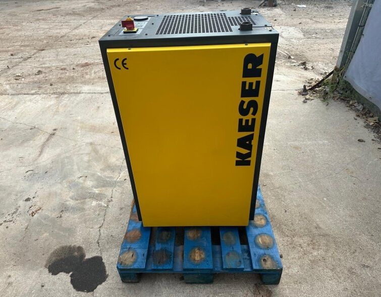 - COMPRESSEUR KAESER SK19 AVEC SÉCHEUR