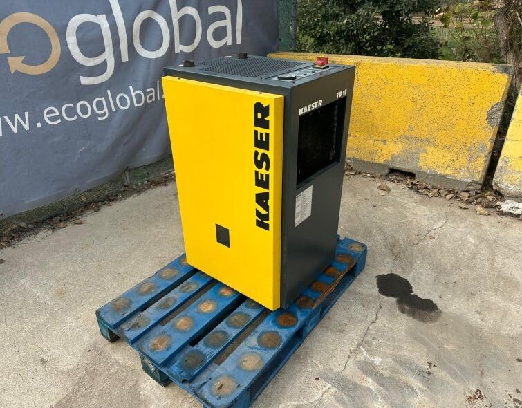 - COMPRESSEUR KAESER SK19 AVEC SÉCHEUR